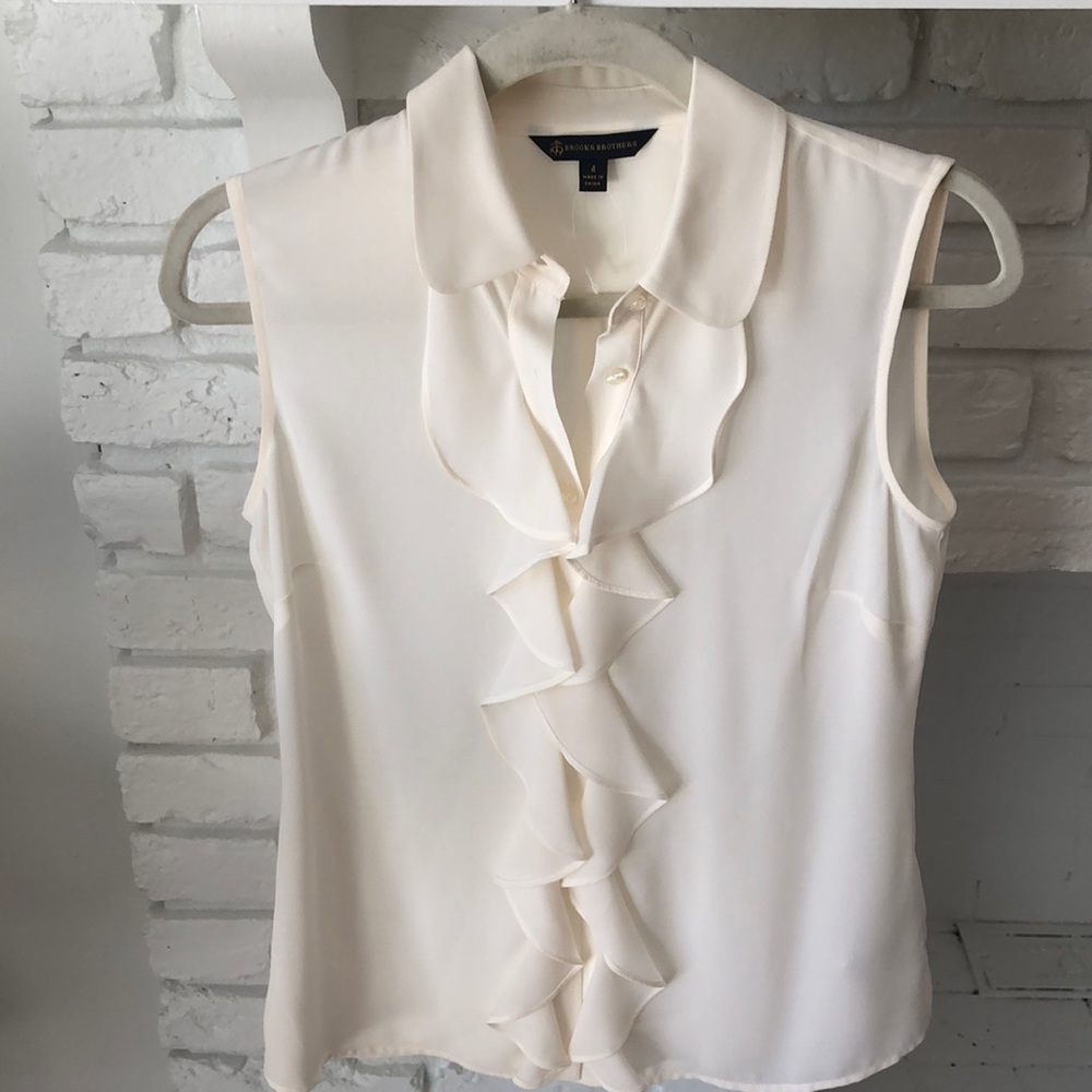 Brooks Brother Cream Sleeveless Blouse
